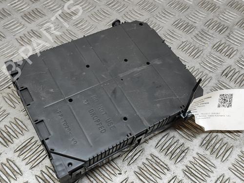 Fuse box PEUGEOT 3008 II SUV (MC_, MR_, MJ_, M4_) Hybrid | BP28554205E1 