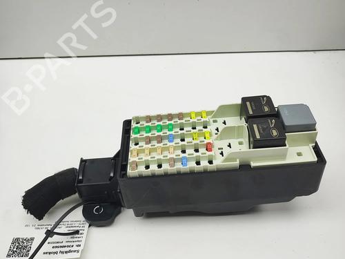 fuse-box-jaguar-xe-x760-2015-36564990 main image