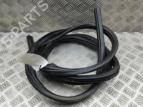 Gummiliste MITSUBISHI OUTLANDER III (GG_W, GF_W, ZJ, ZL, ZK) 2.2 Di-D 4WD (GF6W) (150 hp) 30301676