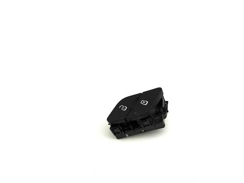 switch-mercedes-benz-eqa-h243-2021-36534250 main image