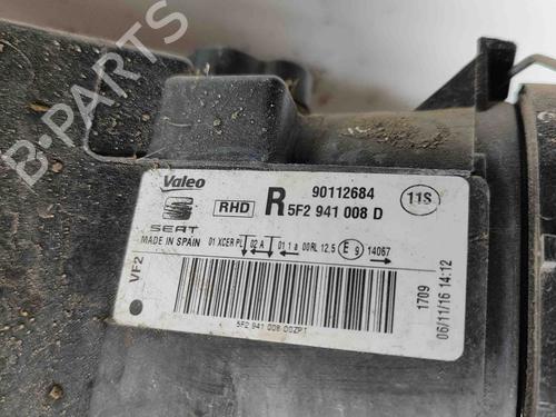 Right headlight SEAT LEON ST (5F8) 2.0 Cupra | BP29510712C29 