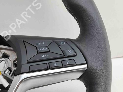 Steering wheel NISSAN JUKE (F16_) DIG-T 117 | BP28551162C49 