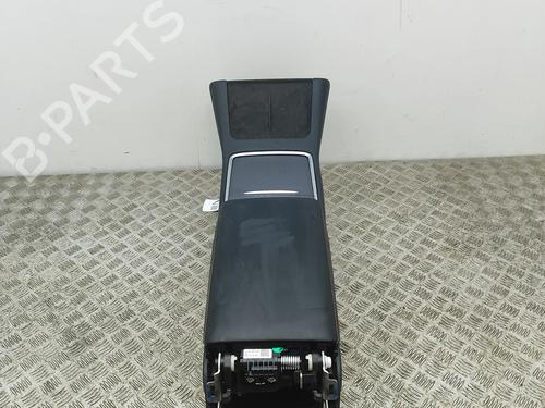 Used Middle console Middle console TESLA MODEL Y (5YJY) EV Rear-Wheel Drive (299 hp) 33396168 33396168