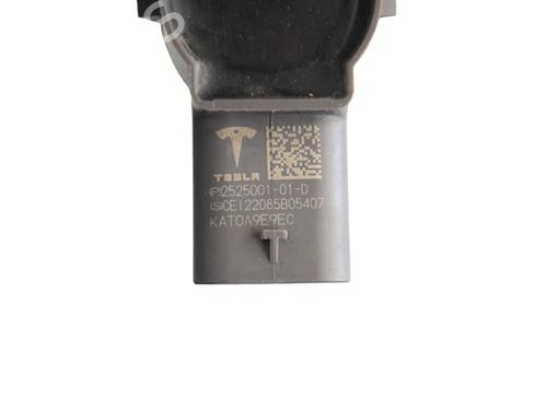 Electronic module TESLA MODEL Y (5YJY) EV Performance All-wheel Drive | BP30894512M83  - Image 5