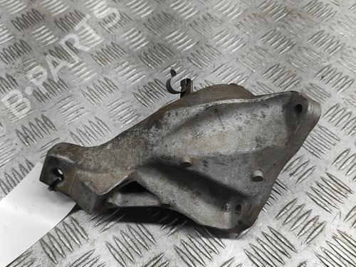 Used Engine mount Engine mount MERCEDES-BENZ S-CLASS (W222, V222, X222) S 400 d (222.034, 222.134) (340 hp) 24582756 24582756