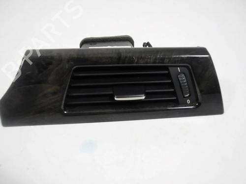 Used Air vent BMW 3 Coupe (E92) 335 d (286 hp) 30257905