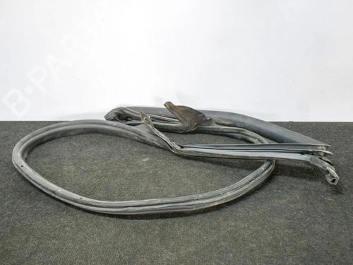 Used Rubber door seal TESLA MODEL 3 (5YJ3) EV (283 hp) 27748331