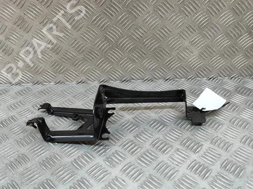 Støtte MERCEDES-BENZ CLA (C118) CLA 200 (118.387) (163 hp) 28432024