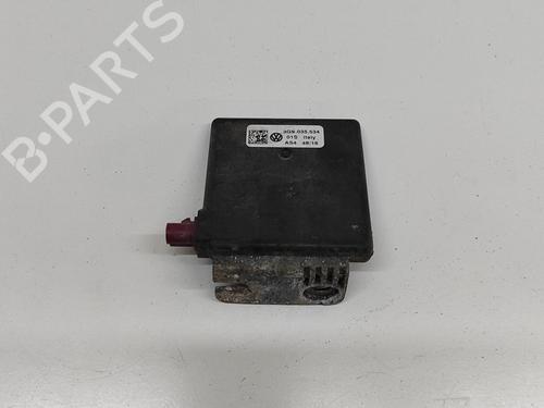 Used Antenna/Base VW GOLF VII (5G1, BQ1, BE1, BE2) e-Golf (136 hp) 27394088