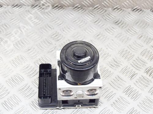 Used ABS pump BMW 5 (F10) M5 (560 hp) 9167558