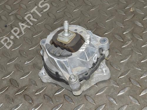 Used Engine mount Engine mount BMW 3 Touring (F31) 320 d (190 hp) 33348430 33348430