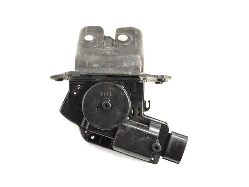 tailgate-lock-toyota-c-hr-_x1_-2016-33347992 main image