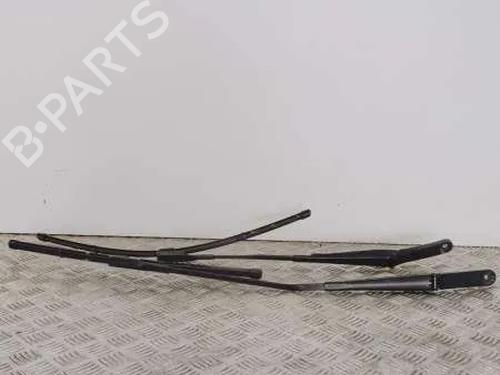 Used Front windshield wiper arm Front windshield wiper arm AUDI A4 B9 (8W2, 8WC) S4 TFSi quattro (354 hp) 14660347 14660347