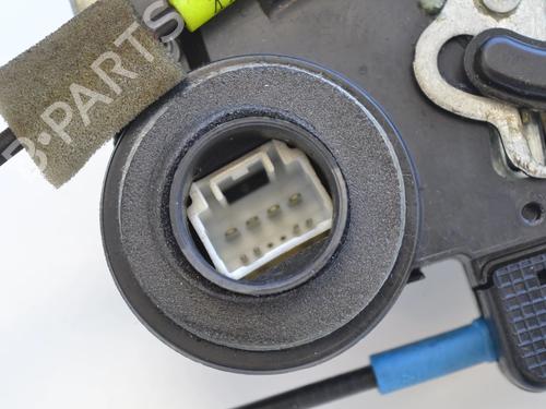 Rear right lock LEXUS IS II (_E2_) 220d (ALE20) | BP9863099C99 