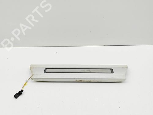 Trinbræt Trinbræt LAND ROVER RANGE ROVER IV (L405) 5.0 SCV8 4x4 (525 hp) 33385399 33385399