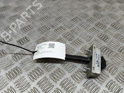 Used Hinge/Door check strap LAND ROVER DISCOVERY V (L462) 3.0 D 4x4 (211 hp) 16872084