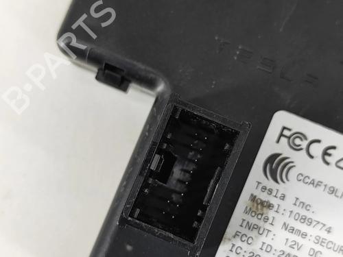 Módulo eletrónico TESLA MODEL 3 (5YJ3) EV | BP27766116M83 