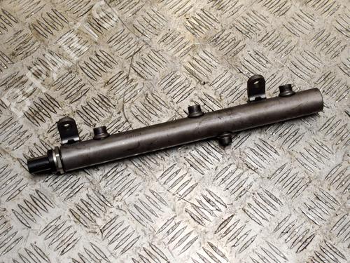 Used Injection rail Injection rail MERCEDES-BENZ VITO / MIXTO Van (W639) 122 CDI (639.601, 639.603, 639.605) (224 hp) 8935801 8935801