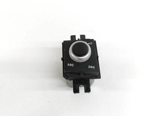 Used Switch AUDI A4 B9 Avant (8W5, 8WD) 2.0 TDI (150 hp) 17767256