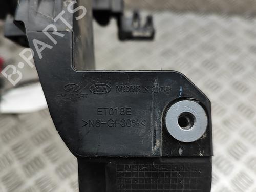 Scheinwerferhalter links KIA CEE'D (JD) 1.6 CRDi 110 | BP30005319C157