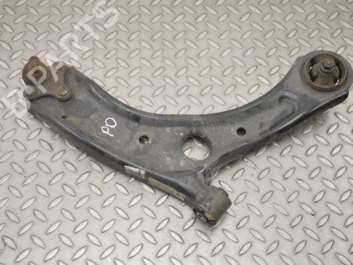 Used Right front suspension arm HYUNDAI TUCSON (TL, TLE) 1.6 CRDi (136 hp) 30236957