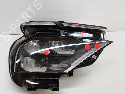 right-headlight-porsche-cayenne-coupe-9yb-2019-29623195 main image