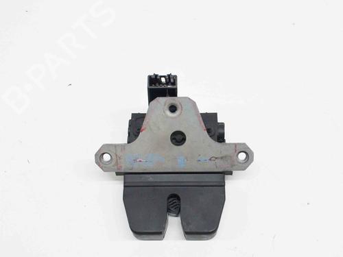 Used Tailgate lock FORD FOCUS III 1.0 EcoBoost (125 hp) 8841423