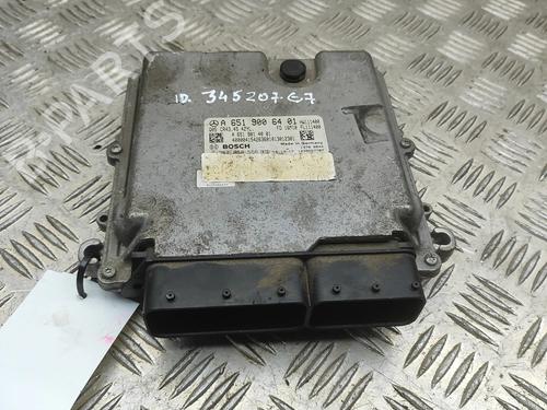 Used Engine control unit (ECU) Engine control unit (ECU) JEEP GRAND CHEROKEE IV (WK, WK2) 3.0 CRD V6 4x4 (241 hp) 33740007 33740007