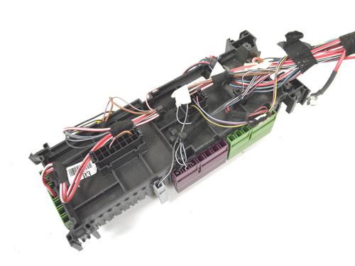 Fuse box LAND ROVER RANGE ROVER IV (L405) 4.4 SDV8 4x4 | BP30213842E1