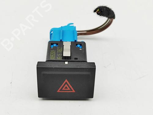 Used Warning switch VW CADDY IV Box Body/MPV (SAA, SAH) 2.0 TDI (102 hp) 31021382