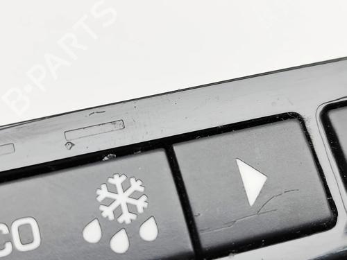 Switch JAGUAR F-PACE (X761) 2.0 TD4 AWD | BP30621386I30