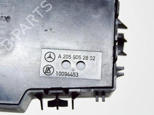 Switch MERCEDES-BENZ C-CLASS (W205) C 220 BlueTEC / d (205.002, 205.004) | BP10915360I30