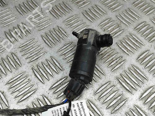 Used Washer pump TOYOTA HILUX VIII Pickup (_N1_) 2.4 D 4WD (GUN125_, GUN125R) (150 hp) 29459418