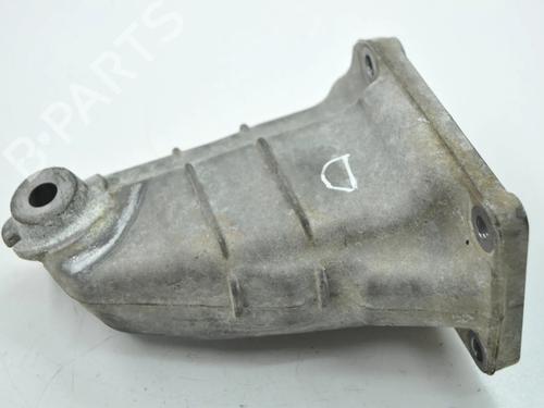 Used Engine mount Engine mount MERCEDES-BENZ S-CLASS Coupe (C215) CL 500 (215.375) (306 hp) 33358279 33358279