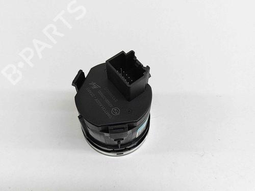 Switch SSANGYONG KORANDO (C300) E-Motion | BP27776754I30