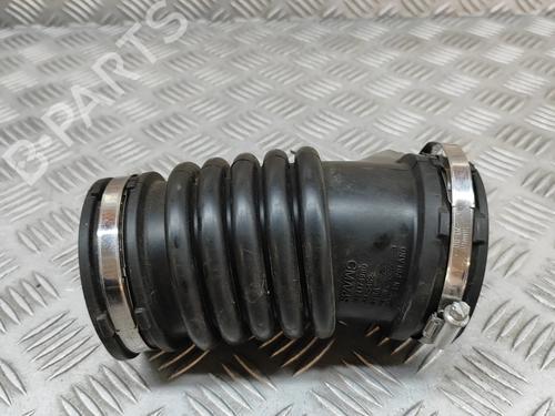 Used Pipe VOLVO XC40 (536) B3 Mild-Hybrid (163 hp) 28557565