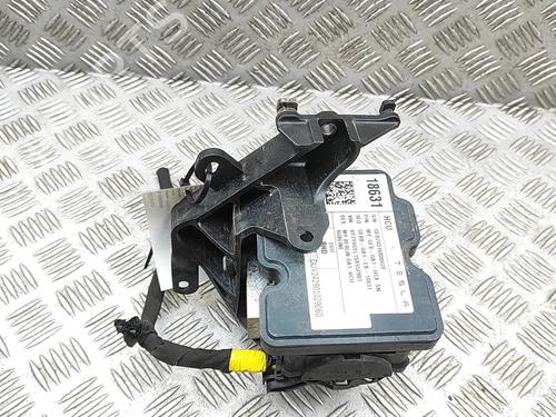 ABS pump TESLA MODEL Y (5YJY) EV Performance All-wheel Drive | BP34701497M43 - Image 2
