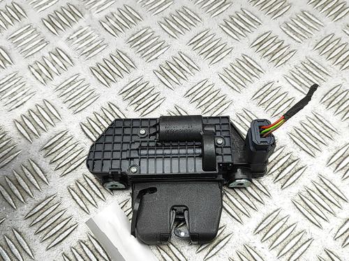 Used Tailgate lock Tailgate lock PEUGEOT 2008 II (UD_, US_, UY_, UJ_, UR_, UC_) e-2008 (UKZKXZ) (136 hp) 30131289 30131289