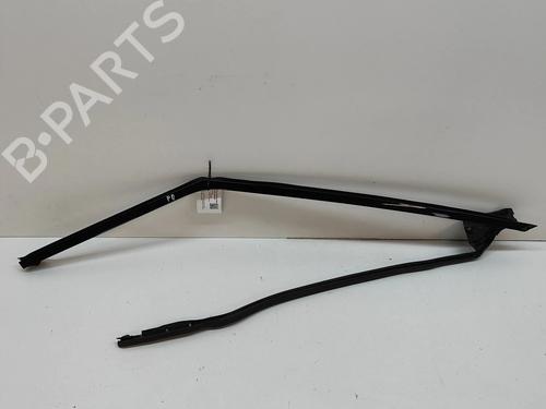 Dørliste Dørliste LAND ROVER RANGE ROVER VELAR (L560) 3.0 D300 SDV6 4x4 (300 hp) 21187980 21187980