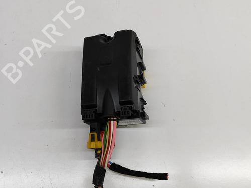 Used Fuse box PEUGEOT 3008 II SUV (MC_, MR_, MJ_, M4_) 1.6 BlueHDi 120 (120 hp) 25219158