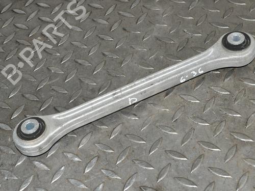 Højre bagtil bærearm Højre bagtil bærearm LAND ROVER RANGE ROVER IV (L405) 4.4 SDV8 4x4 (340 hp) 30214713 30214713