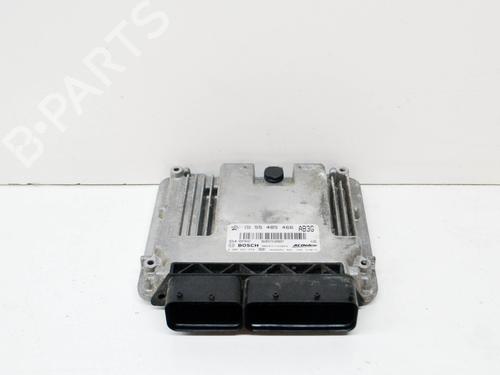 Used Engine control unit (ECU) OPEL INSIGNIA A Sports Tourer (G09) 2.0 CDTI (35) (140 hp) 10071982