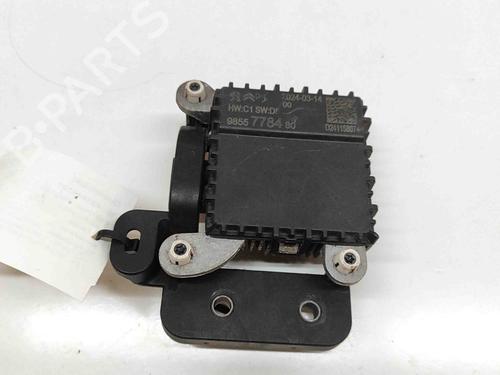 Used Electronic module PEUGEOT 208 II (UB_, UP_, UW_, UJ_) 1.2 Hybrid 136 (UPHPYK) (136 hp) 28674657