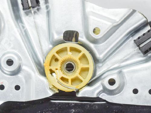 Front right window mechanism CHEVROLET MALIBU (V300) 2.0 D | BP6766459C23 