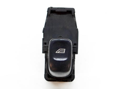 Used Left front window switch Left front window switch VOLVO S60 I (384) D5 (163 hp) 8843536 8843536