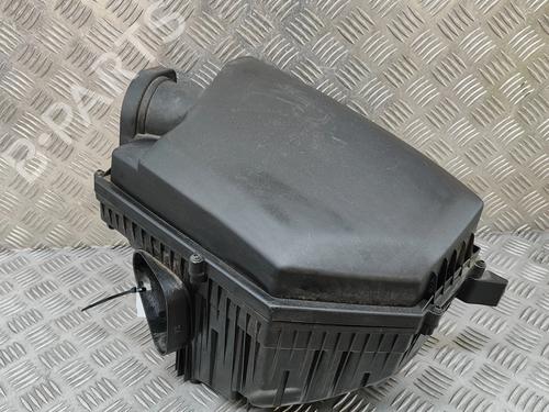 Used Air filter box Air filter box VOLVO V70 III (135) D5 (205 hp) 25788164 25788164