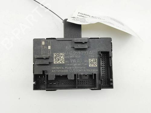 electronic-module-porsche-911-991-2011-2012-2013-2014-2015-2016-2017-2018-2019-2020-33379221 main image