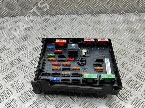 Fuse box VW TIGUAN (5N_) 2.0 TDI 4motion | BP33384477E1 - Image 3