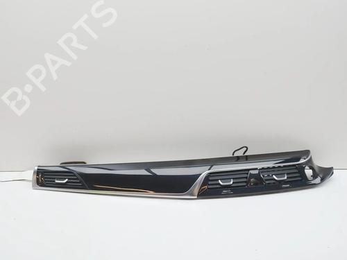 Used Air vent Air vent BMW 5 (G30, F90) 520 i (184 hp) 39958349 39958349