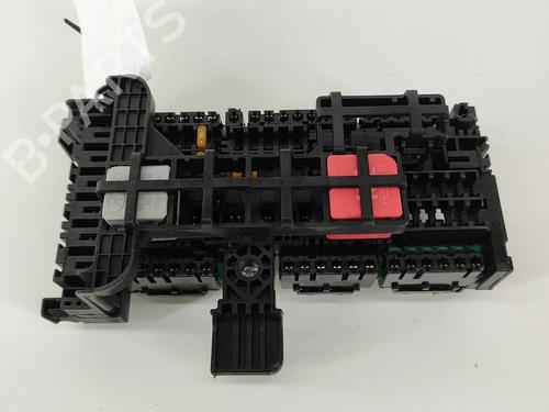 Used Fuse box MERCEDES-BENZ GLE (V167) GLE 450 4-matic (167.159) (381 hp) 28553353